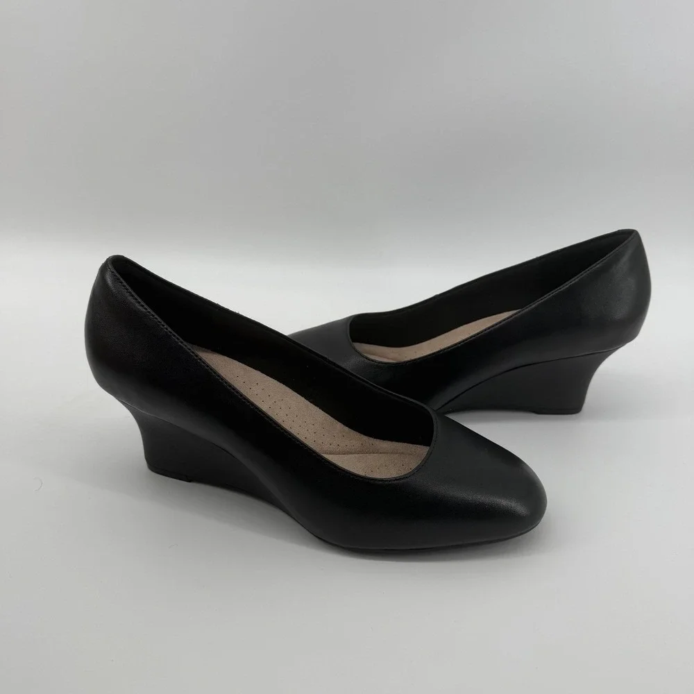 Clarks Womens Olivette Pearl Black Leather Wedge Dress Shoes Size 11 3